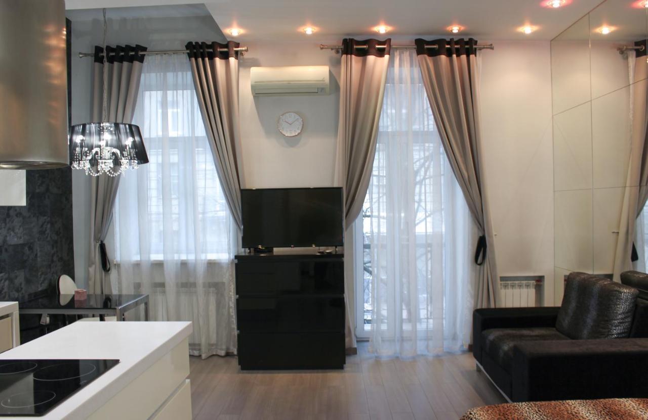 Central Area Apartments Kyiv Exterior photo